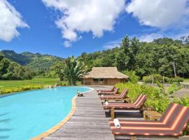 Hmong Hilltribe Lodge -SHA certified, hotel with pools in Mae Rim