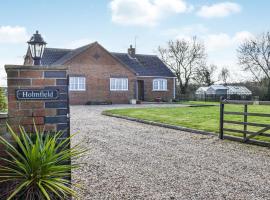 Holmfield, holiday rental in Willoughby