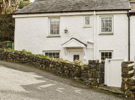 2 White Horses Cottages, παραθεριστική κατοικία σε Pwllheli