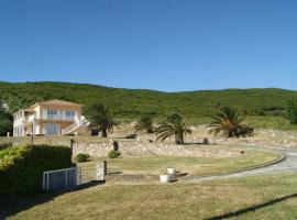 Vue sur mer à Santa Severa - Appartement Les Cyprès, hotel v destinaci Marine de Luri