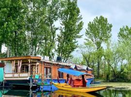 H.B.victoria Garden, ξενοδοχείο στο Σριναγκάρ