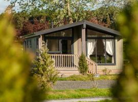 Lodge 2 - Kinnoull, hotel with parking in Perth