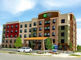 Holiday Inn Express Hotel & Suites Billings, an IHG Hotel, hotel with pools in Billings