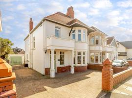 Court House, holiday home in Porthcawl