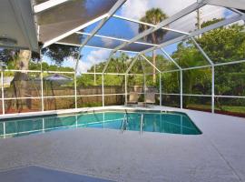 Clematis House near Arlington Park with Heated Pool: Sarasota şehrinde bir otel