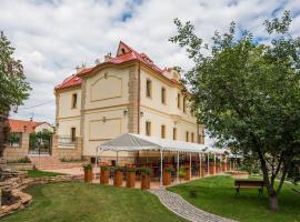 Villa Libosad, hotel sa Jičín