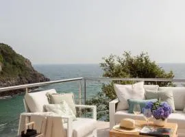 Wishome - Villa privada de ensueño sobre el mar con piscina climatizada privada