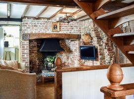 Canons Hall Cottage, casa per le vacanze a Wingham