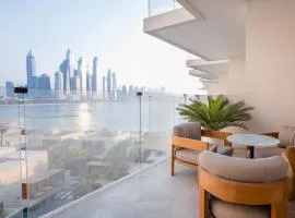Maison Privee - Luxury Sea View Apt in FIVE Resort on The Palm