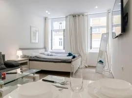 Lovely Studio near U1 Reumannplatz - 9 min from City Center