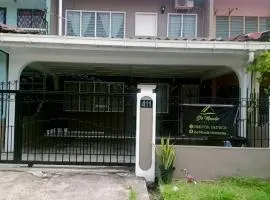 De'Manda Homestay