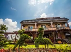 Zhuyuan Ju B&B