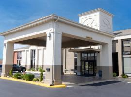 Holiday Inn Express Marshfield - Springfield Area, an IHG Hotel, hotel com estacionamento em Marshfield