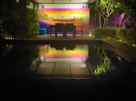 3 Bedroom Exclusive Private Pool Villa Smooth as Silk – hotel z jacuzzi w Aonang Beach