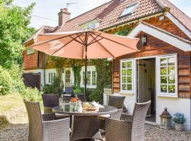 Greenbank Cottage, hotel in Burley