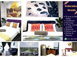 BOHEMIAN HOME 3 bedroom -10 mins to Mid Valley, hotel i nærheden af Mega Star Arena, Kuala Lumpur