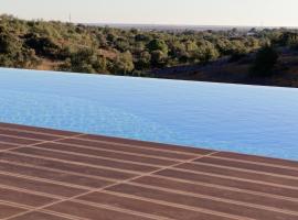 Tower Villa w Infinity Pool, holiday rental in Olhão