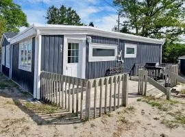 Main Beach River Retreat - Wasaga Beach 1 - Main Strip - 93 Mosley St