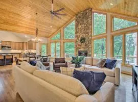 Luxe Wintergreen Resort Escape with Hot Tub!