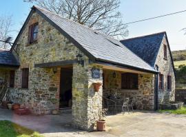 Crofters Barn, hotel with parking in Brentor