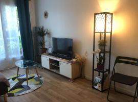 F2 charmant entre stade de France et Paris, apartment in Noisy-le-Grand