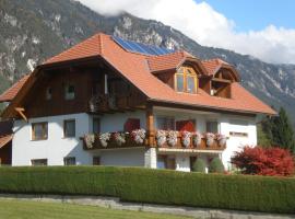 Gästehaus Wallner, hotel in Presseggen