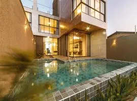 Casa Requinte, 4 suítes , piscina II