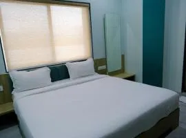 Hotel Sai Unity Room