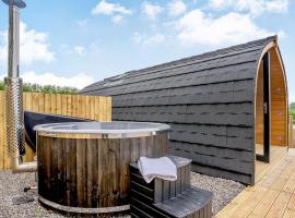 Gwennol- Uk37573, Hotel in Llanboidy