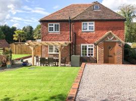 Well Cottage, holiday rental in Itchingfield