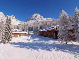 Petit Arnica, apartament a Selva di Cadore