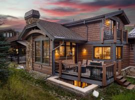 Four-Bedroom Holiday Home, hotel a Copper Mountain