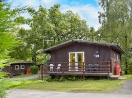 Owls About - Uk6756, holiday home in Cenarth