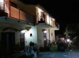 Green Paradise Holidays villa Apartment, hotel in Massa Lubrense