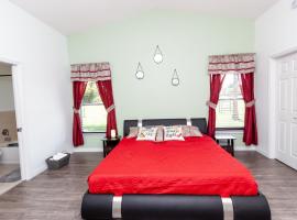 Beautiful Fully Furnished 2-Bedroom Luxury Home: Kissimmee şehrinde bir villa