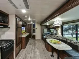 Heartland North Trail 31' RV