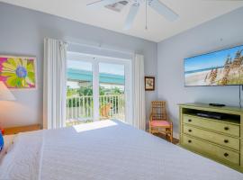 Harbour House at the Inn 315, serviced apartment in Fort Myers Beach