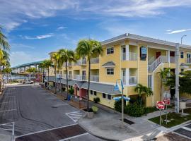 Harbour House at the Inn 215, hotel in Fort Myers Beach