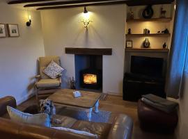 Cosy Flint Cottage, holiday rental in Eastbourne