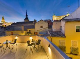 Apartamentos Menorá, hotel with parking in Toledo