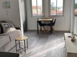 T2 Arcachon (Aiguillon) accès immédiat à la plage, hotell i Arcachon