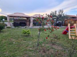 Casa Vacanza Il Giardino del Sole Treglio, alquiler vacacional en Treglio