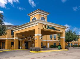 Quality Inn & Suites Granbury、グランベリーのホテル