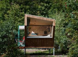 Sleep Space 25 - Green Tiny Village Harz, hotel in Osterode