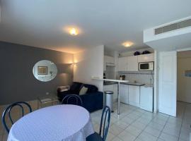 C057-Appart fonctionnel - 4 Pers - Cannes Suquet-Clemenceau