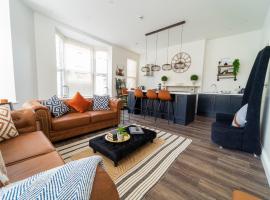 The Apartment - Brand new, stylish & central, apartamento en Shanklin