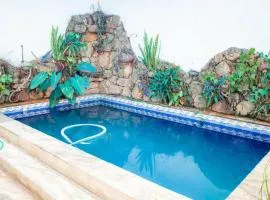 Hermoso Depto con Piscina en Calle Palma Asunción 290 m2