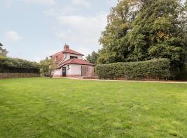 Barn Hoppitt Lodge, hotel in zona Stazione Metro Woodford, Londra