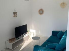 Appartement 35m2 climatisé a 10 min d’Ajaccio, hotel con estacionamiento en Alata