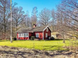 5 person holiday home in Fjärås, hotel u gradu Fjärås